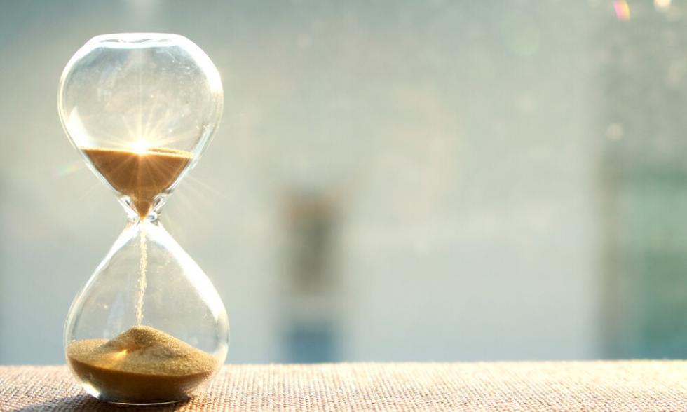 Time Management in an IT Environment - The two most powerful warriors are patience and time.